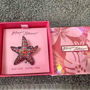🧜‍♀️Betsey Johnson Pink and Orange Rhinestone Starfish Stretch Ring